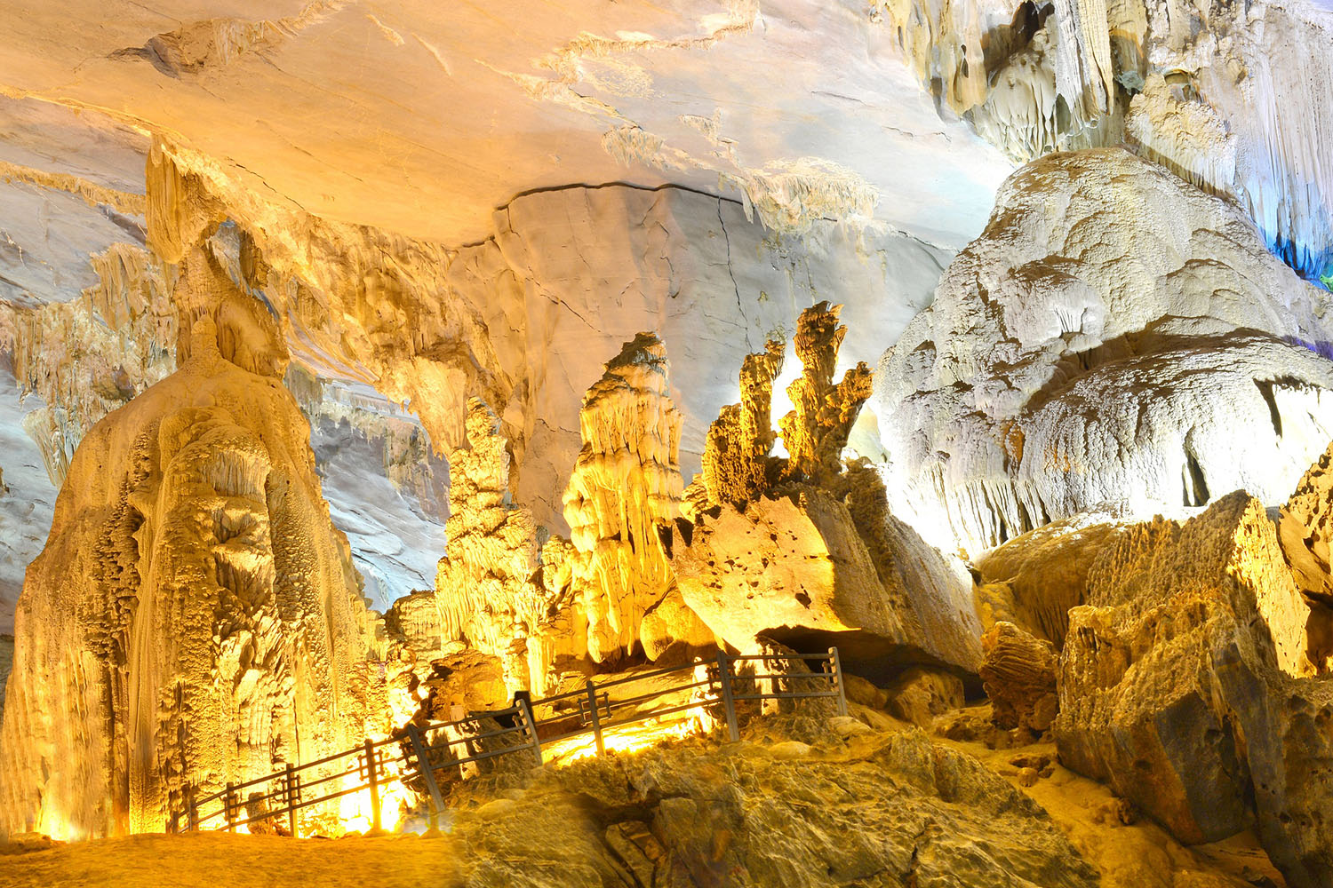 thanh-dia-la-vang-dong-phong-nha-co-do-hue-1-011125